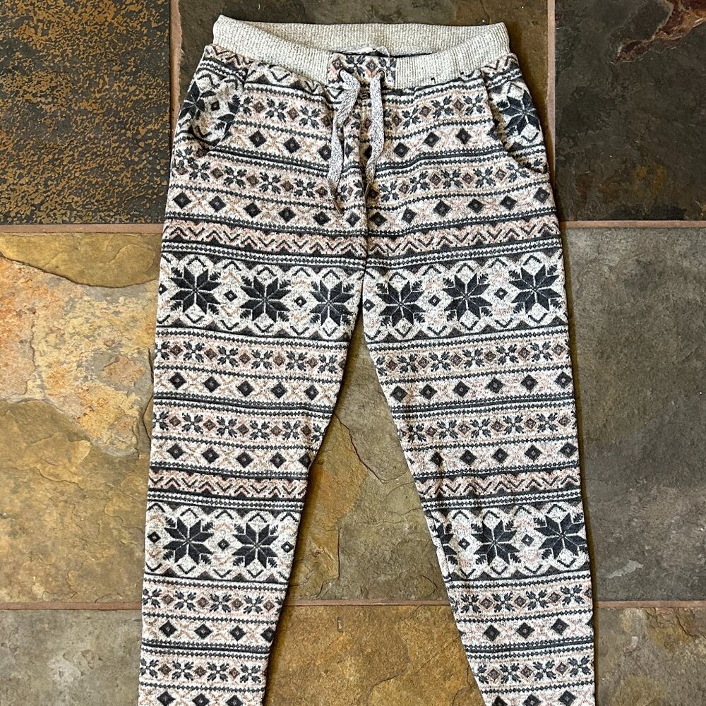 Snowflake Fleece Sweatpants
